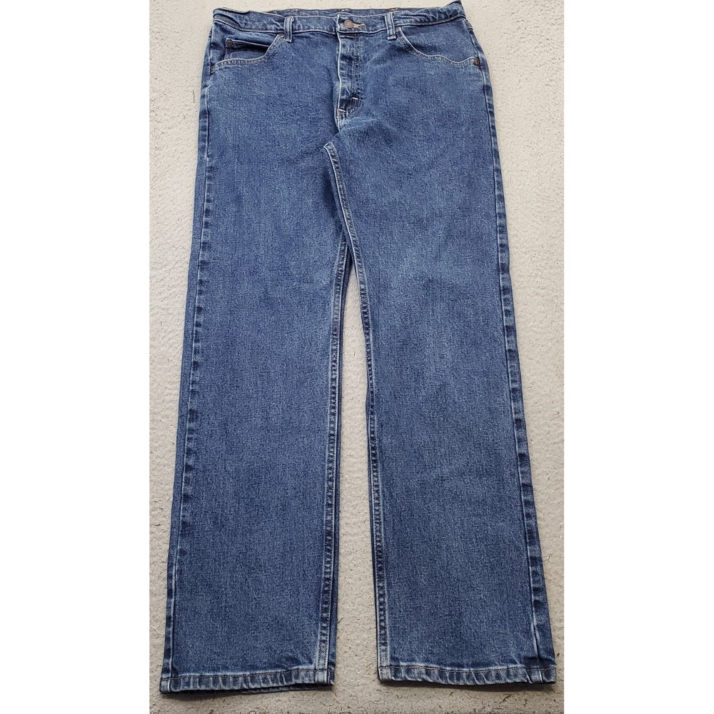 Wrangler Straight Jeans Mens 34x32 Blue Denim Medium Wash Regular Fit Workwear